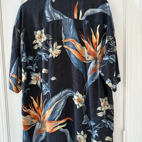 Tommy Bahama Black and Orange Silk Shirt - Picture 4 of 4